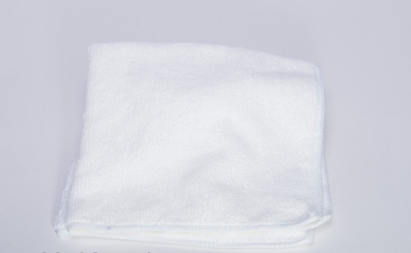 (image for) White Microfiber Towels, 16x16, case of 200
