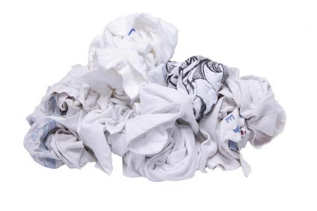 (image for) White Tshirt Rags with Trace Print, 25 lbs bales, pallet of 50
